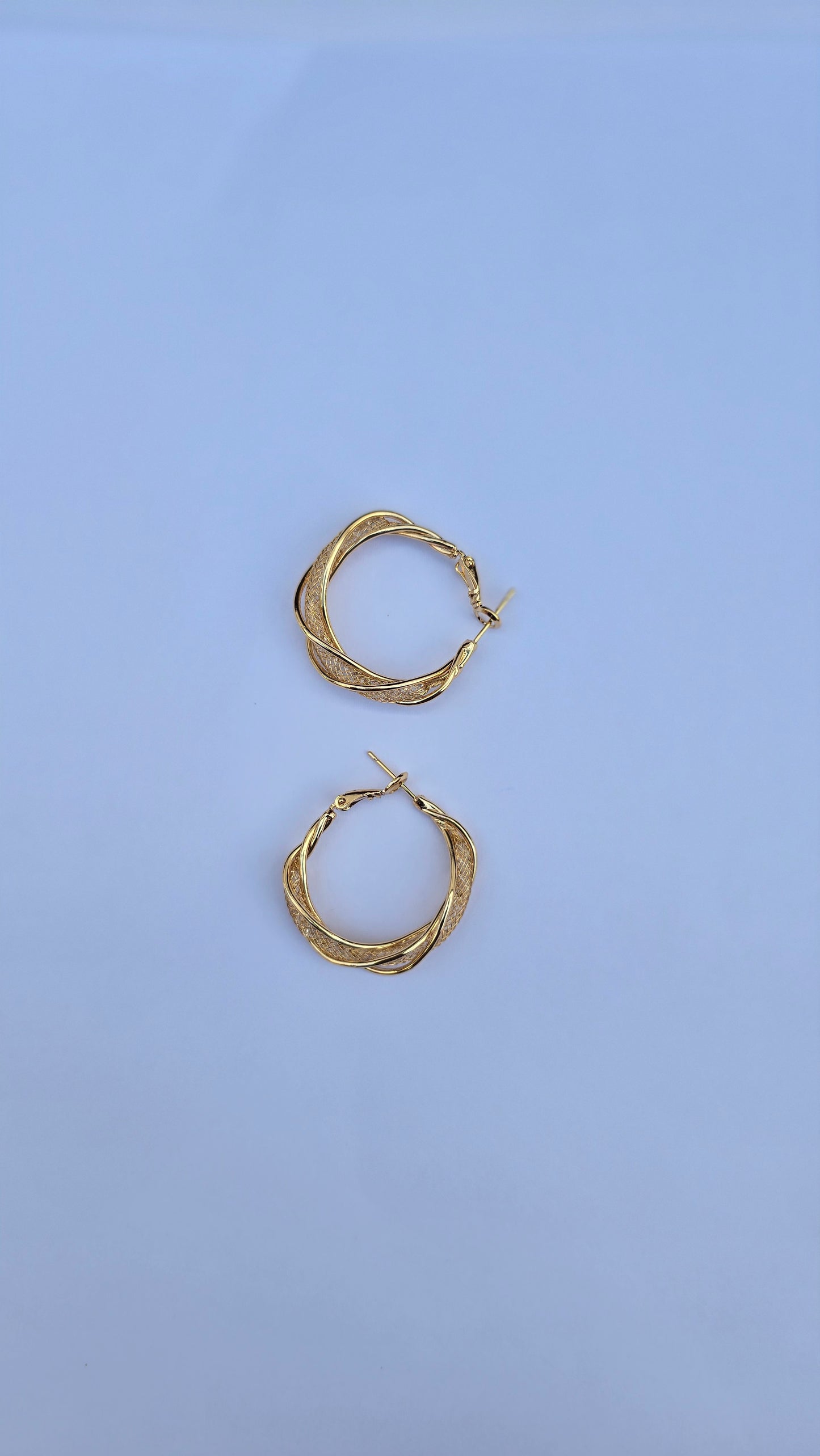 Classy Rope hoop earrings