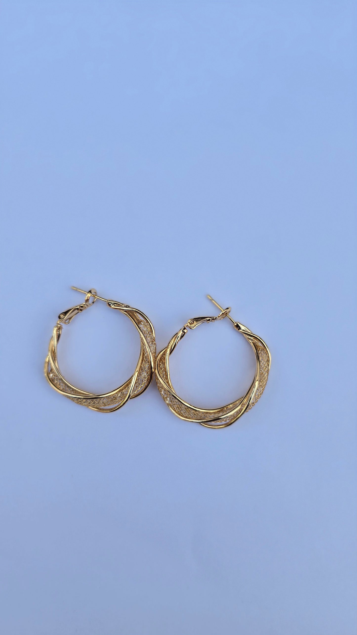Classy Rope hoop earrings