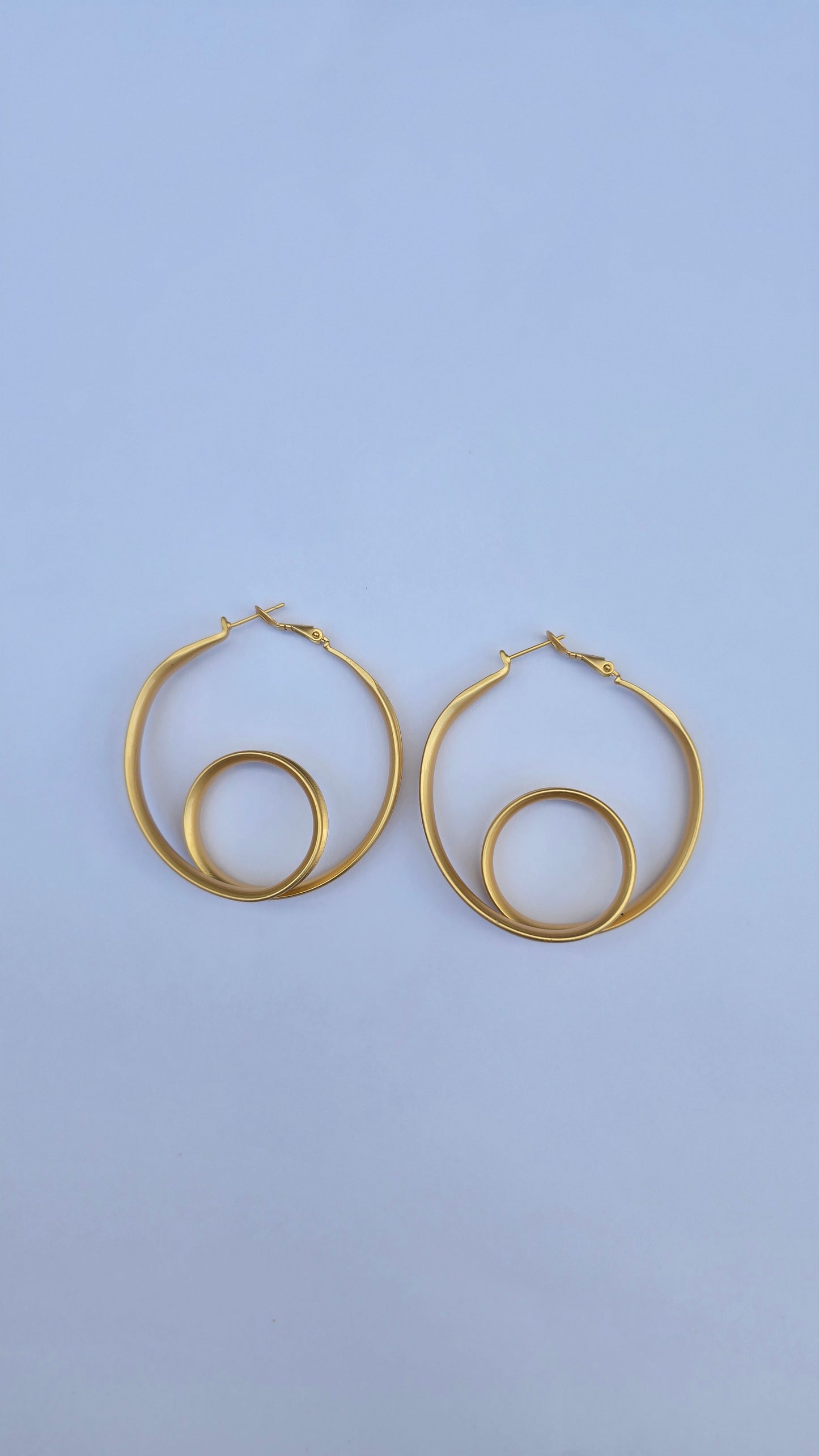 Chunky twisted hoop earrings