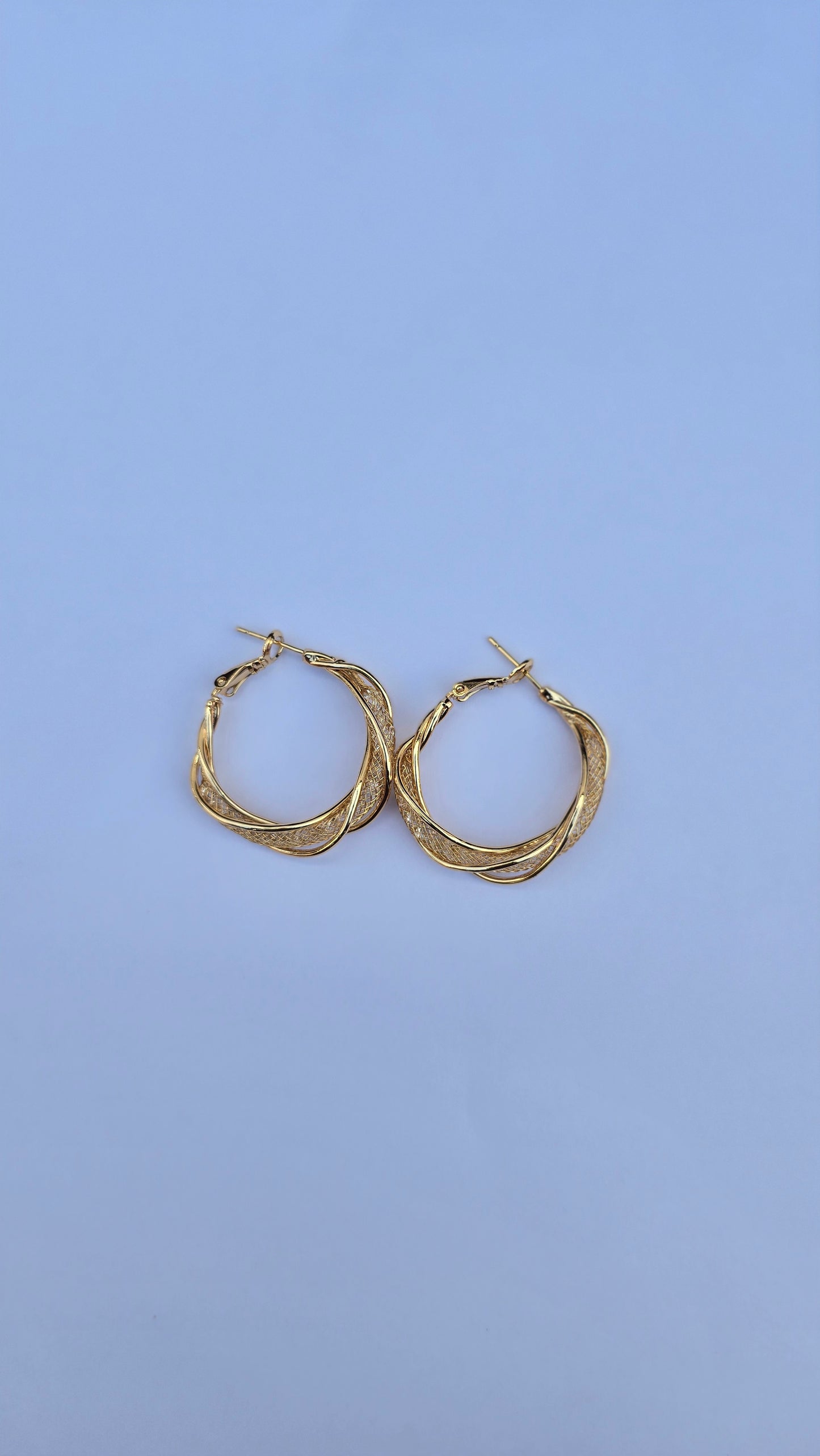 Classy Rope hoop earrings